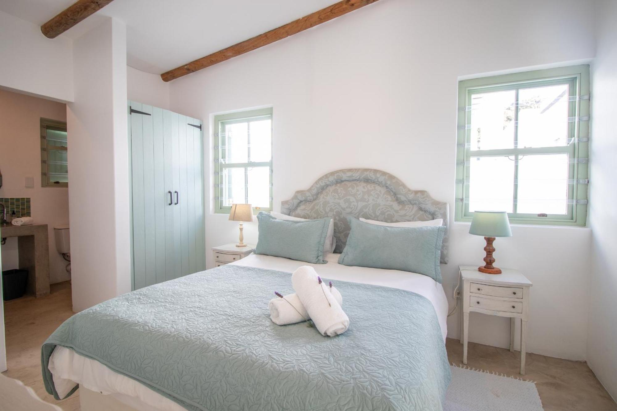 Over The Moon Paternoster Exterior photo
